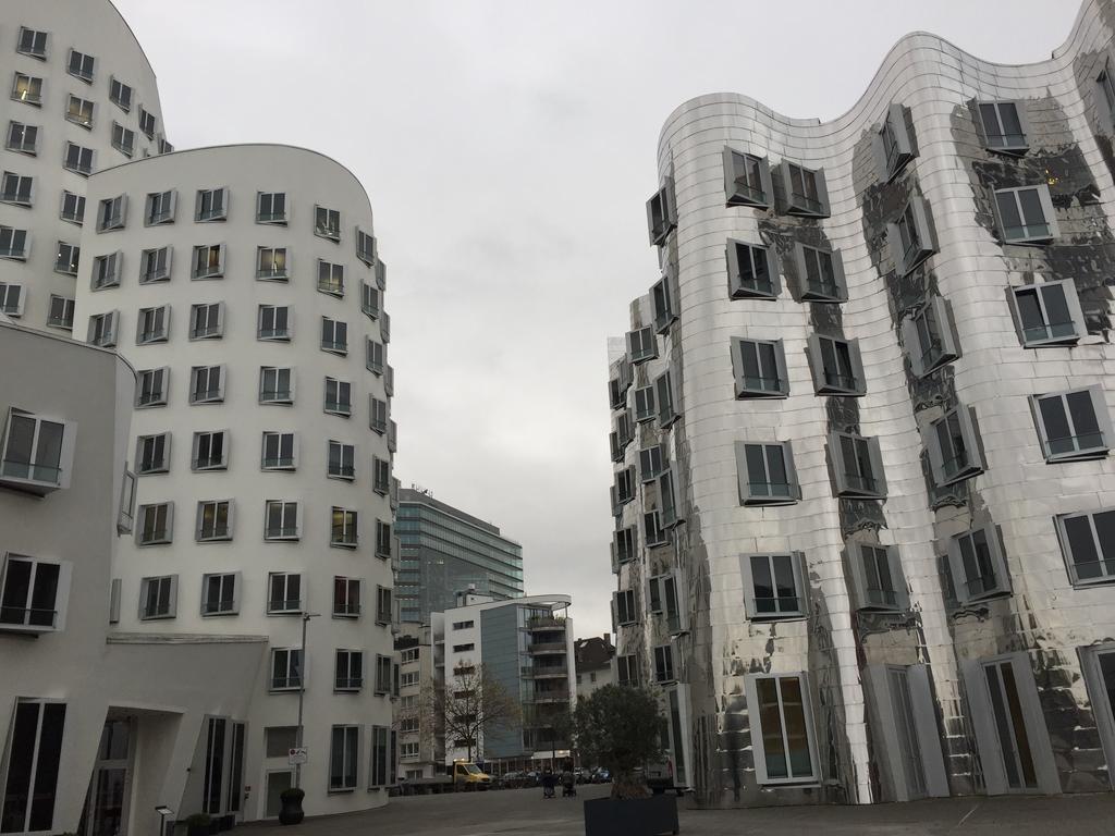 Apartment Maximilians Dusseldorf Ruang foto